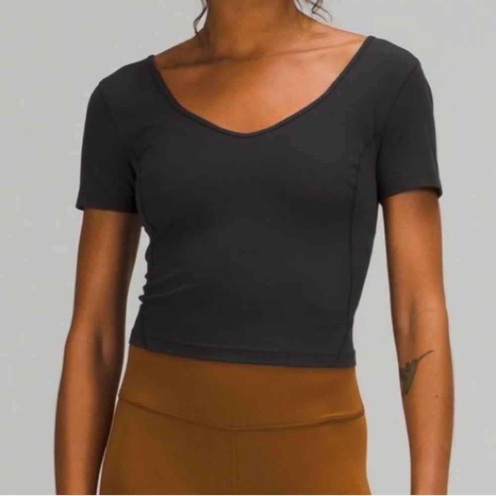 Lululemon top